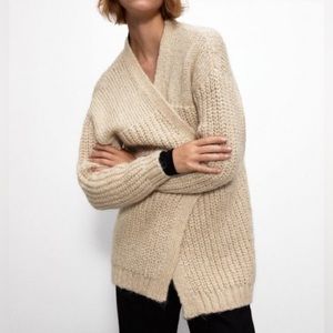 ZARA Chunky Knit Cardigan Sweater